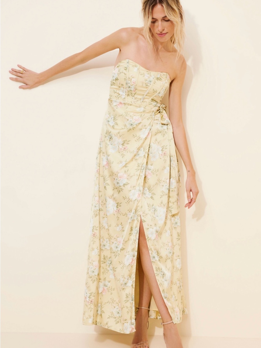 Lulu's Strapless Lace-Up Back Floral Maxi Dress in Pale Yellow - Picture 2 of 3